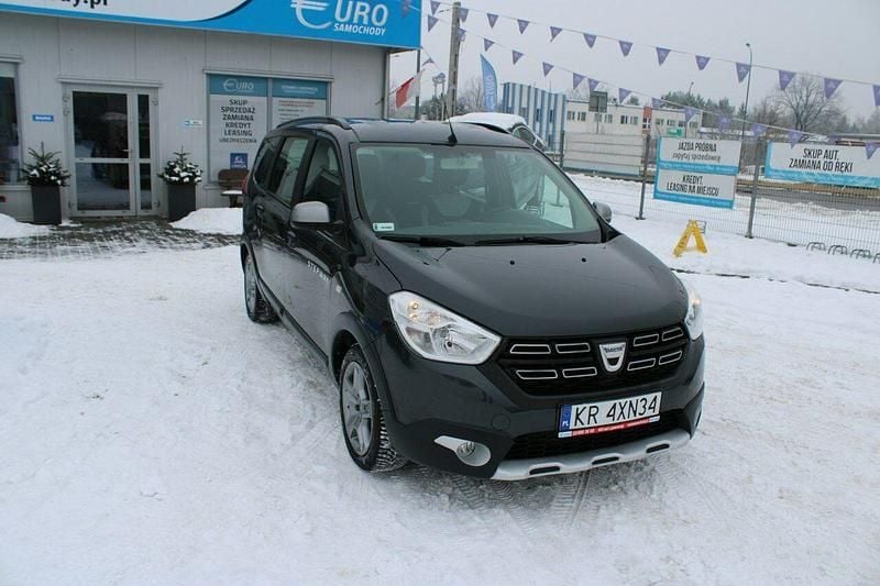 Używany Dacia Lodgy Comfort 115 KM (84 kW) 2022 Szary Minivan