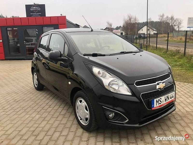 Czarny Używany 2013 Chevrolet Spark Hatchback | 10 900 zł (Dobra cena) - Obraz 1/4