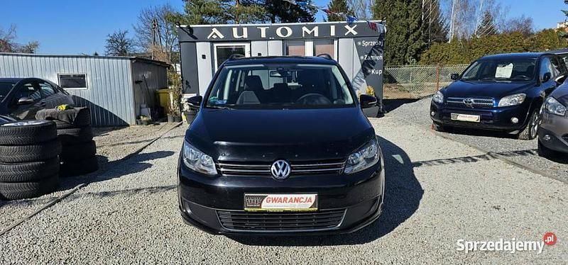Używany VW Touran 105 KM (77 kW) 2010 Czarny Minivan