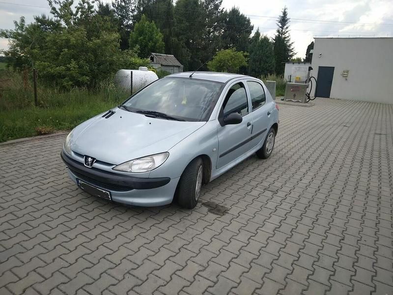 Srebrny Używany 2000 Peugeot 206 Hatchback | 3200 zł (Dobra cena) - Obraz 1/4