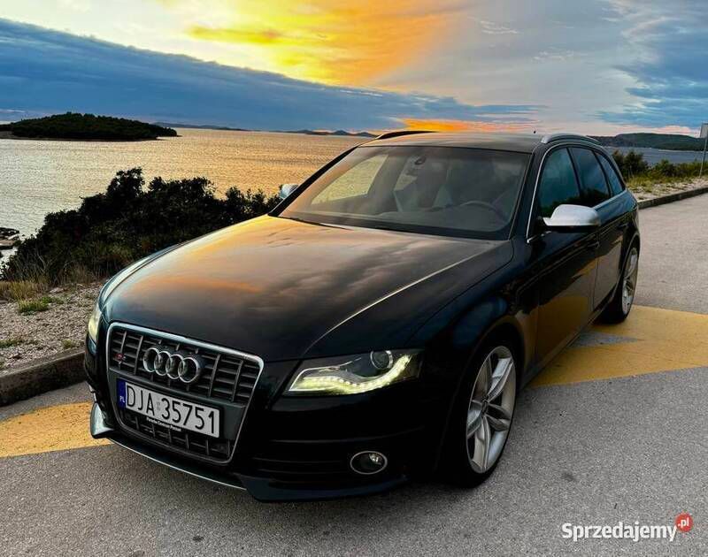 Używany Audi A4 136 KM (100 kW) 2010 Czarny Kombi