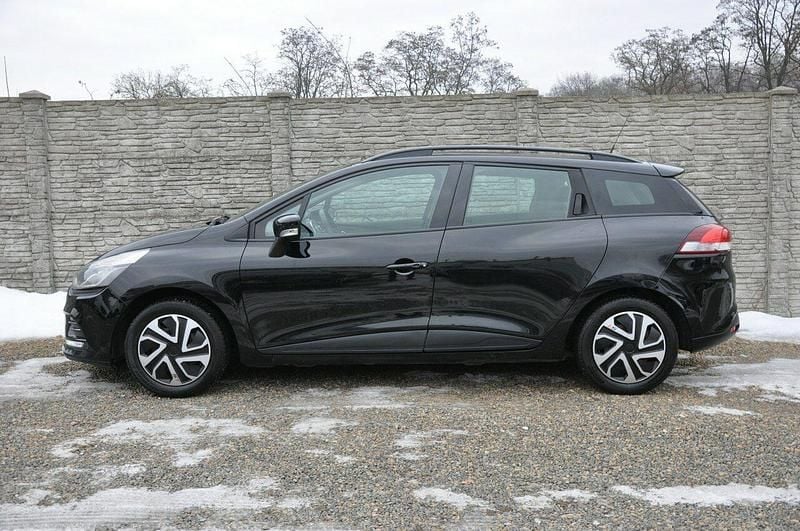Używany Renault Clio GrandTour 2017 Czarny Kombi