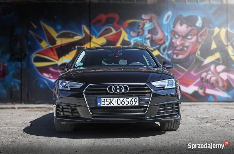 Używany Audi A4 Advanced 2019 Czarny Kombi