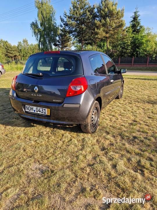 Używany Renault Clio III 88 KM (64 kW) 2006 Grafitowy Hatchback