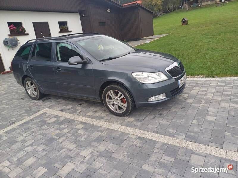 Używany 2011 Skoda Octavia Kombi | 16 300 zł (Uczciwa cena) - Obraz 1/4