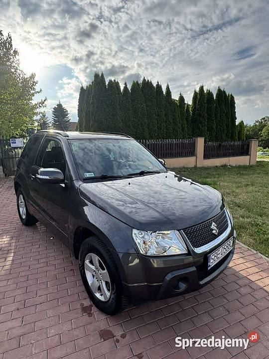 Szary Używany 2011 Suzuki Grand Vitara SUV | 21 900 zł (Dobra cena) - Obraz 1/4