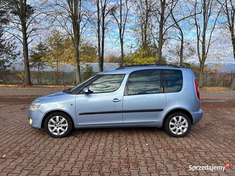 Niebieski Używany 2008 Skoda Roomster Minivan | 13 900 zł (Uczciwa cena) - Obraz 1/4