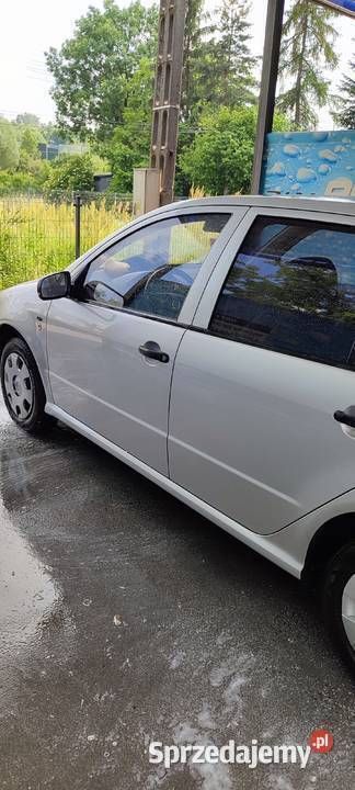 Srebrny Używany 2003 Skoda Fabia Hatchback | 7500 zł (Drogi) - Obraz 1/4
