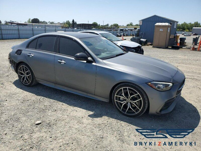 Szary Używany 2023 Mercedes C300 Sedan/Limuzyna | 124 480 zł - Obraz 1/1
