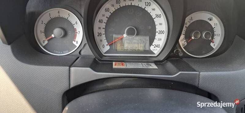 Używany Kia Ceed 109 KM (80 kW) 2009 Szary Hatchback