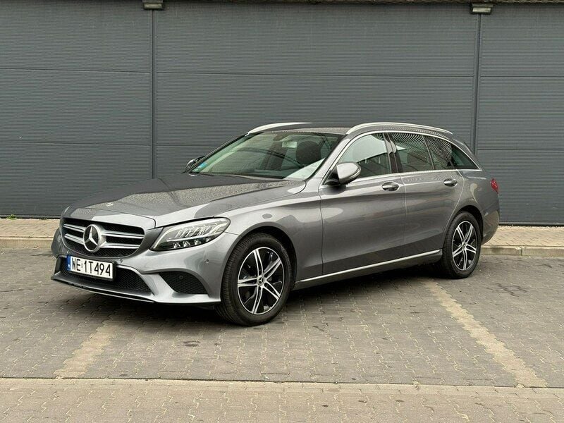 Szary (metalik) Używany 2020 Mercedes C180 Kombi | 99 000 zł (Uczciwa cena) - Obraz 1/4