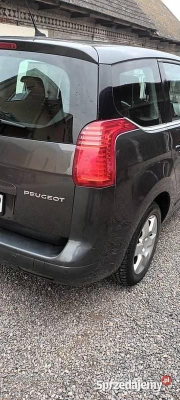 Grafitowy Używany 2011 Peugeot 5008 Minivan | 17 900 zł (Dość drogi) - Obraz 1/4
