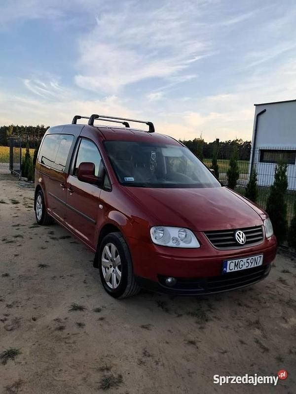 Używany 2009 VW Caddy Maxi Minivan | 18 900 zł (Uczciwa cena) - Obraz 1/4
