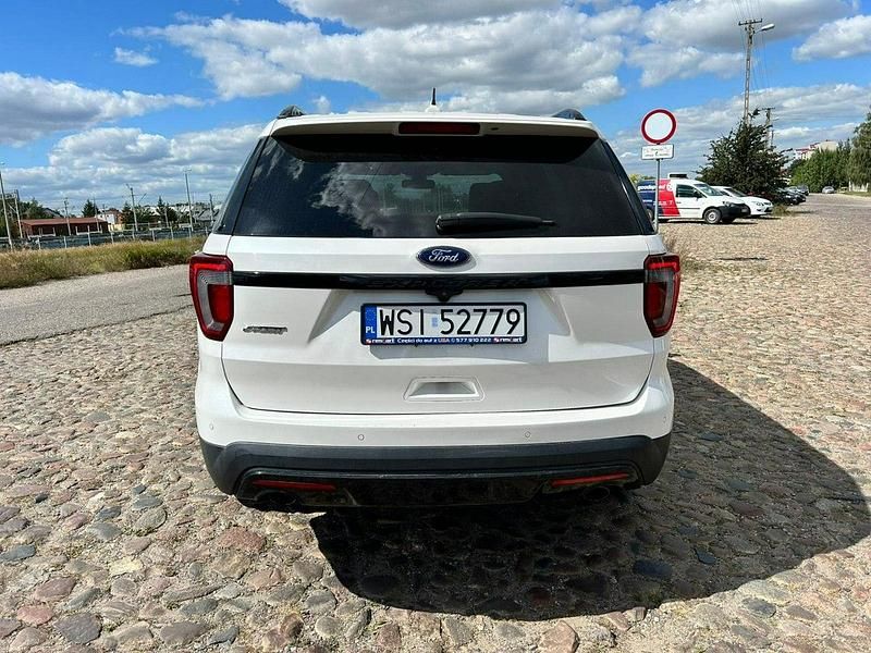 Używany Ford Explorer Sport 370 KM (272 kW) 2018 Biały SUV