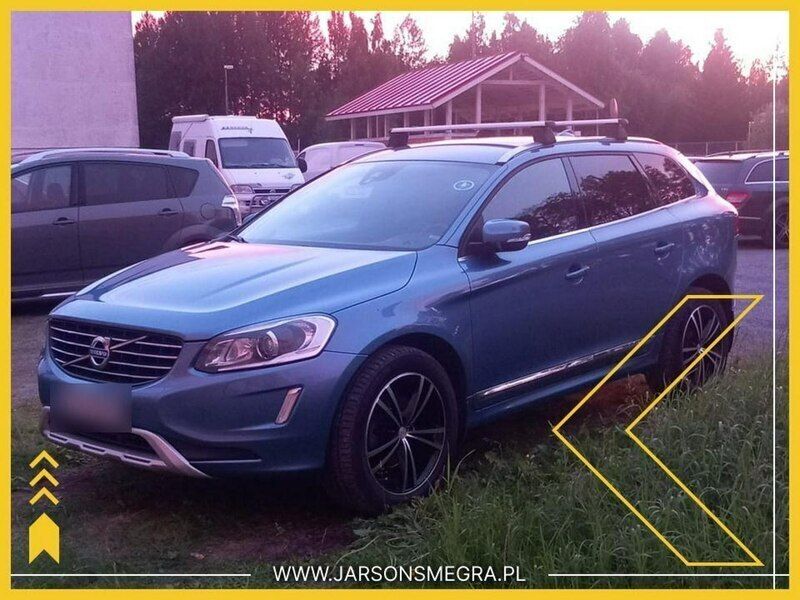 Używany Volvo XC60 220 KM (161 kW) 2016 Niebieski SUV