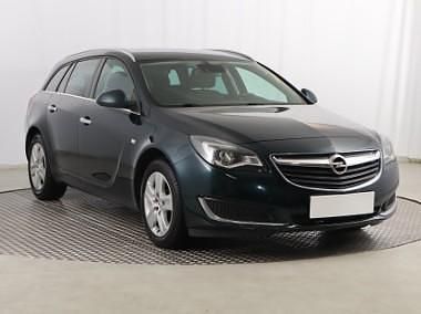 Zielony Używany 2017 Opel Insignia Kombi | 42 999 zł (Dobra cena) - Obraz 1/4