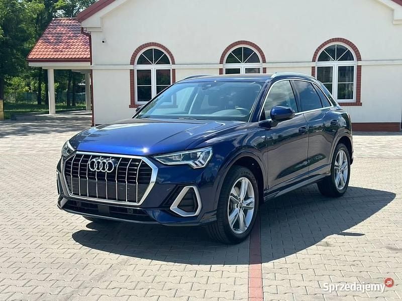 Granatowy Używany 2021 Audi Q3 S-Line SUV | 110 000 zł (Uczciwa cena) - Obraz 1/4