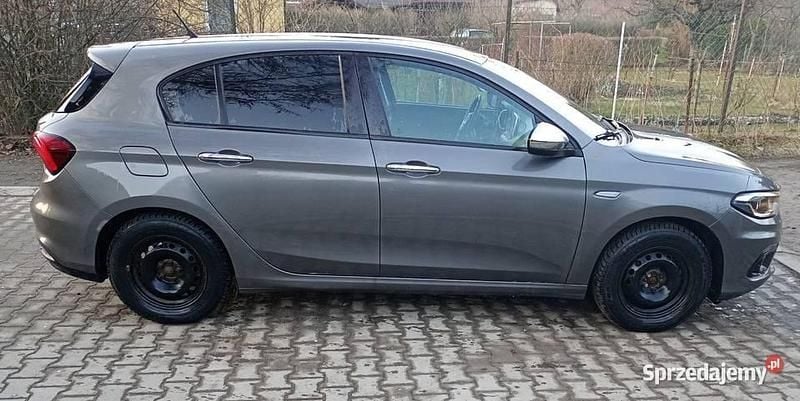 Używany 2018 Fiat Tipo | 45 999 zł - Obraz 1/4