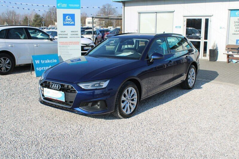 Niebieski (metalik) Używany 2020 Audi A4 Kombi | 78 780 zł (Dobra cena) - Obraz 1/3