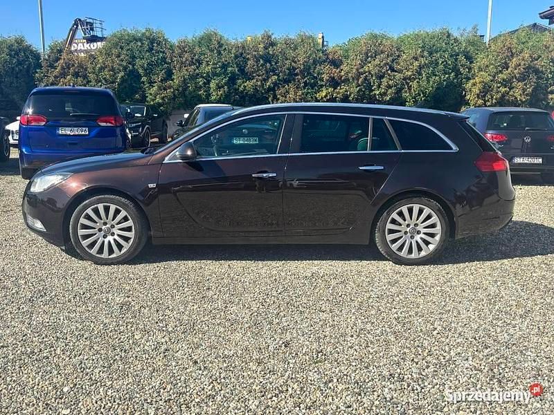 Brązowy Używany 2013 Opel Insignia Kombi | 29 990 zł (Uczciwa cena) - Obraz 1/4