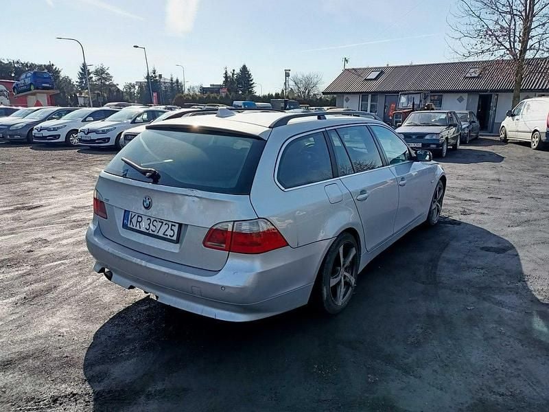 Używany BMW 520 163 KM (119 kW) 2006 Srebrny Kombi