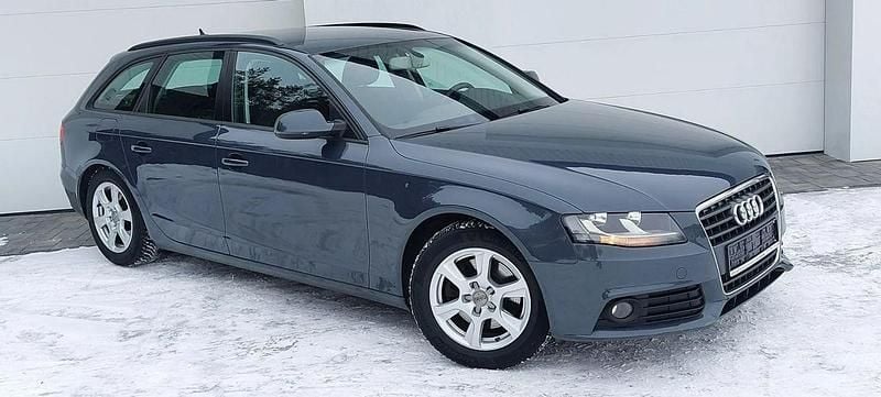 Używany Audi A4 136 KM (100 kW) 2011 Szary (metalik) Kombi