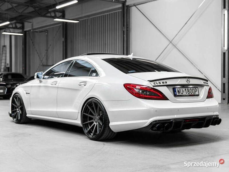 Biały (metalik, perła) Używany 2011 Mercedes CLS63 AMG AMG Sedan/Limuzyna | 242 550 zł - Obraz 1/4