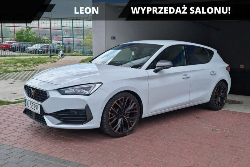 Biały Używany 2023 Cupra Leon Hatchback | 144 900 zł (Uczciwa cena) - Obraz 1/3