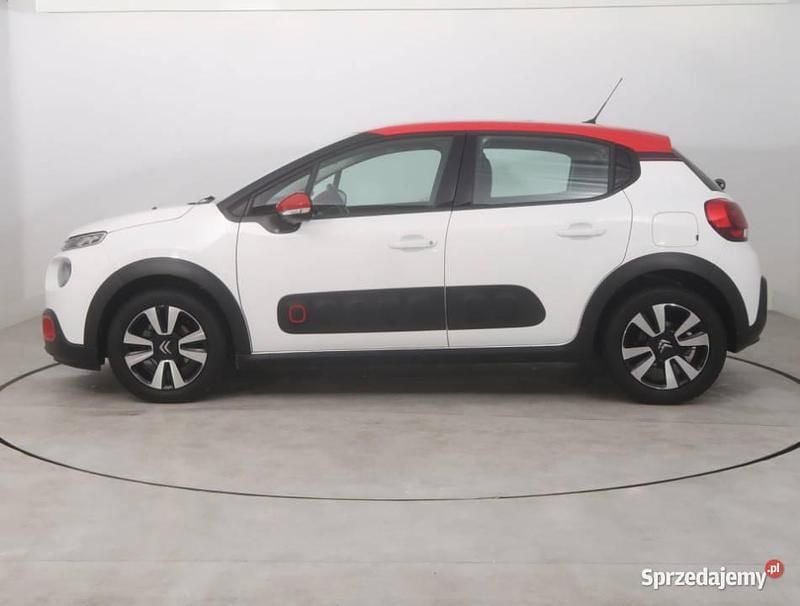 Używany Citroën C3 PureTech 2018 Biały Hatchback