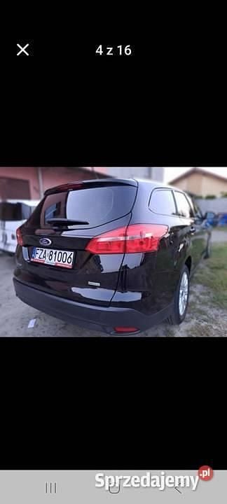 Używany Ford Focus 2017 Czarny Kombi