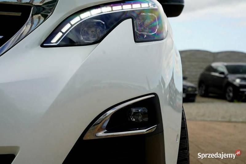 Używany Peugeot 3008 GT 300 KM (220 kW) 2021 Biały SUV