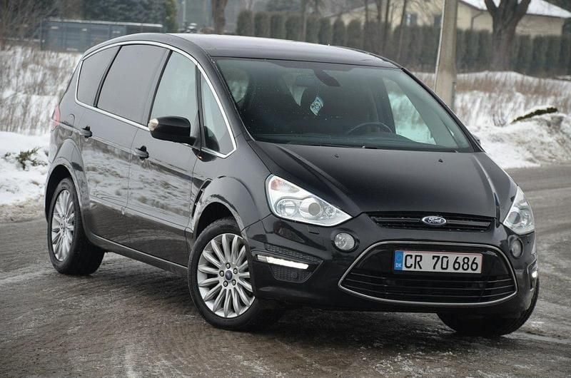 Używany Ford S-MAX S 163 KM (119 kW) 2013 Czarny Minivan