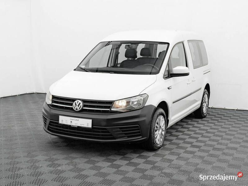 Biały (metalik) Używany 2019 VW Caddy Trendline Minivan | 61 640 zł (Uczciwa cena) - Obraz 1/4