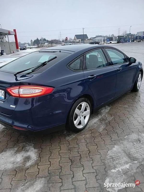 Używany Ford Mondeo 120 KM (88 kW) 2016 Granatowy Hatchback