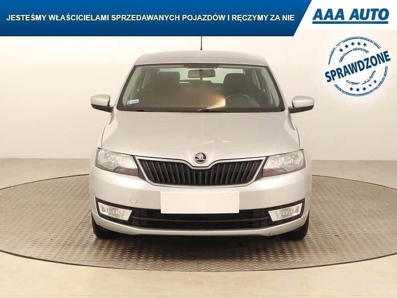 Używany Skoda Rapid 2015 Srebrny Hatchback
