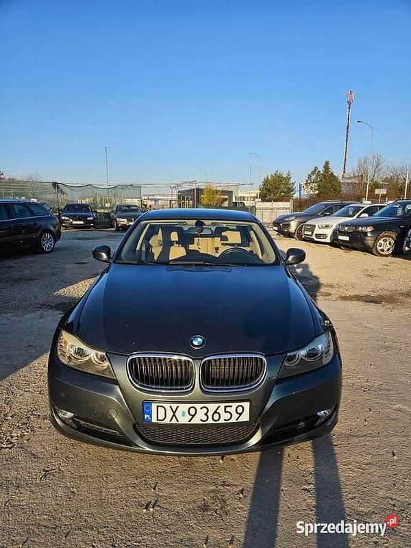 Używany BMW 320 2009 Zielony Sedan/Limuzyna