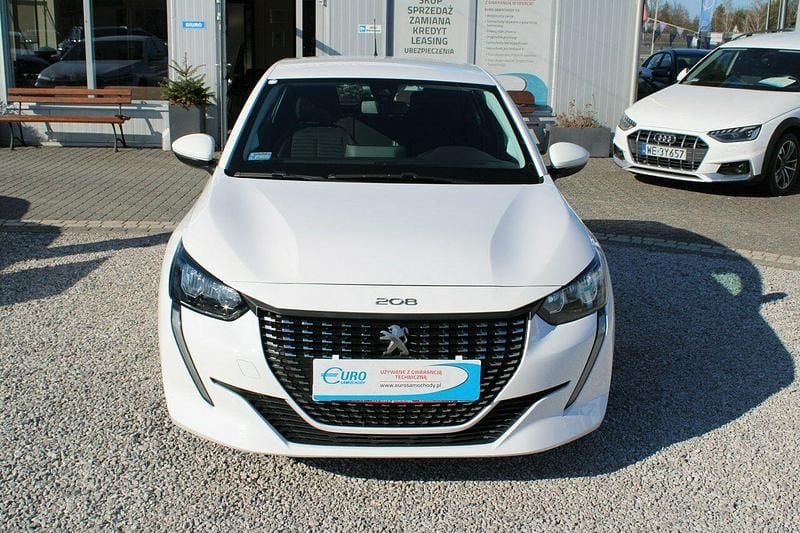 Używany Peugeot 208 Active 102 KM (75 kW) 2021 Biały Hatchback