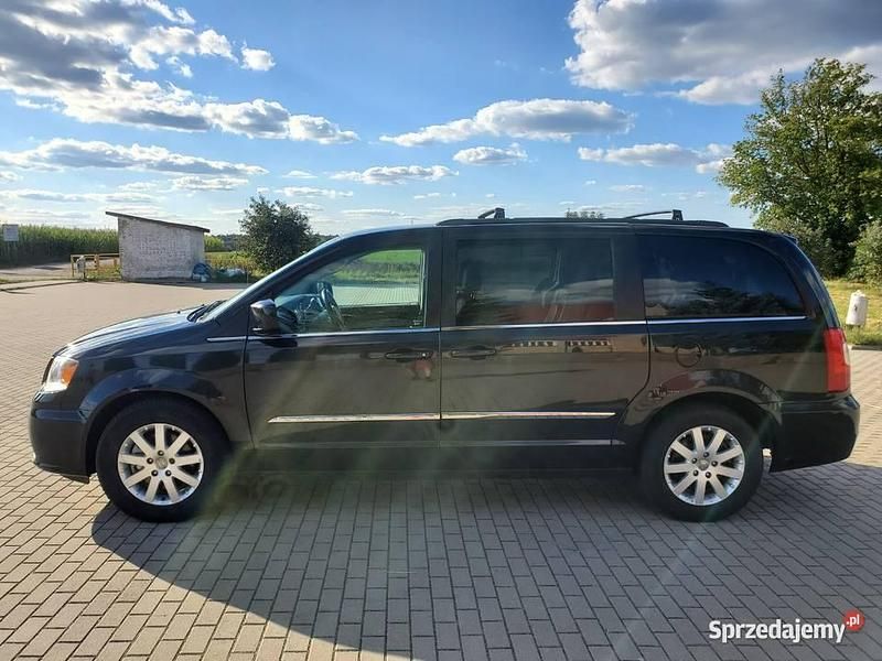 Używany Chrysler Town & Country 2014 Minivan