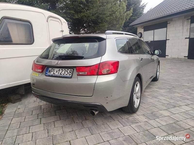 Używany Honda Accord 2009 Srebrny Kombi