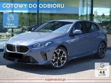 Szary Nowe 2025 BMW 118 M Sport Hatchback | 182 300 zł - Obraz 1/4