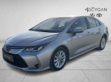 Srebrny Używany 2022 Toyota Corolla Comfort Sedan/Limuzyna | 85 900 zł (Dość drogi) - Obraz 1/4