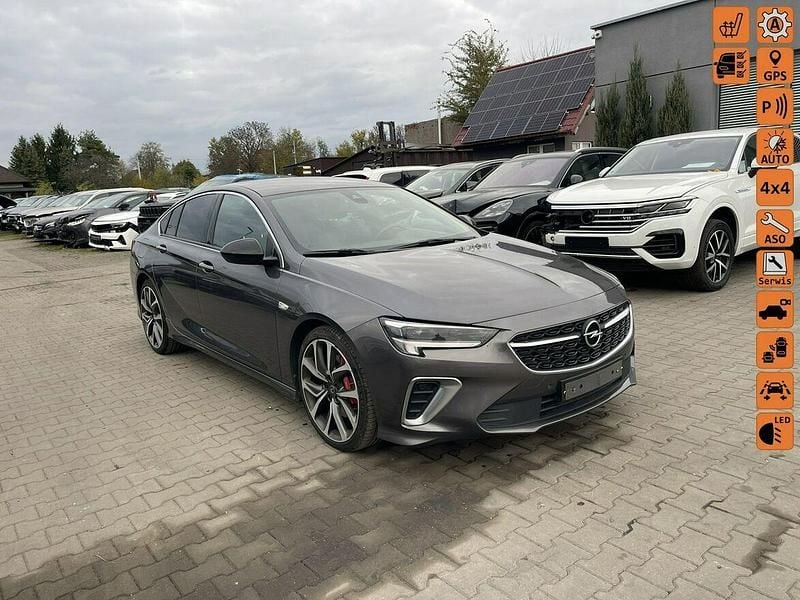 Czarny (metalik) Używany 2021 Opel Insignia Sport Kombi | 48 900 zł - Obraz 1/4