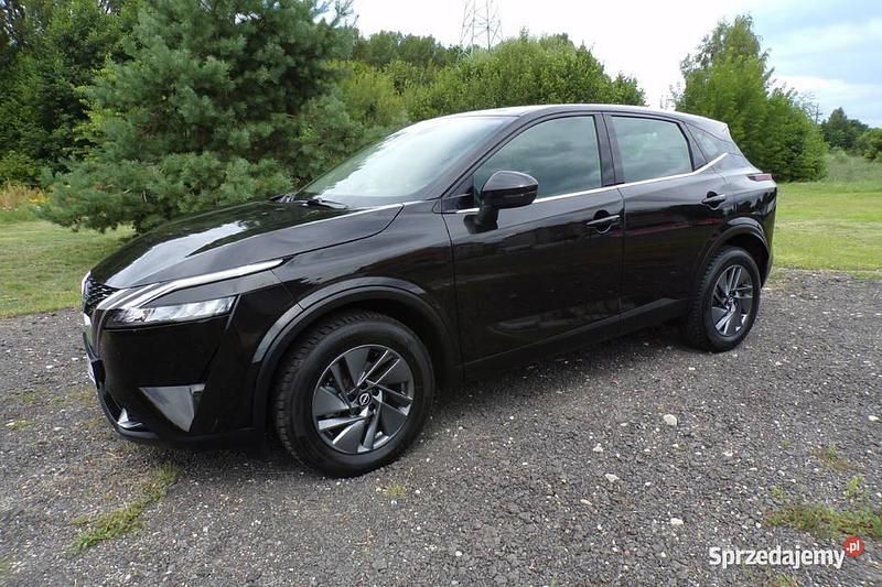 Czarny Używany 2023 Nissan Qashqai SUV | 92 500 zł (Uczciwa cena) - Obraz 1/4