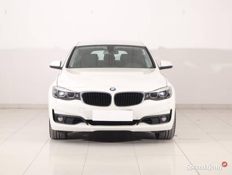 Biały Używany 2018 BMW 320 Gran Turismo Sedan/Limuzyna | 72 999 zł - Obraz 1/4