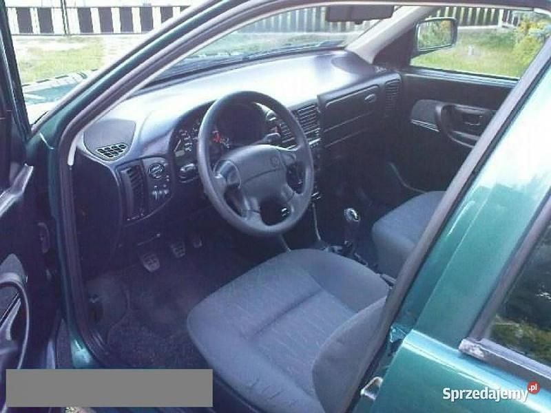 Zielony Używany 2001 VW Polo Sedan/Limuzyna | 7300 zł - Obraz 1/3