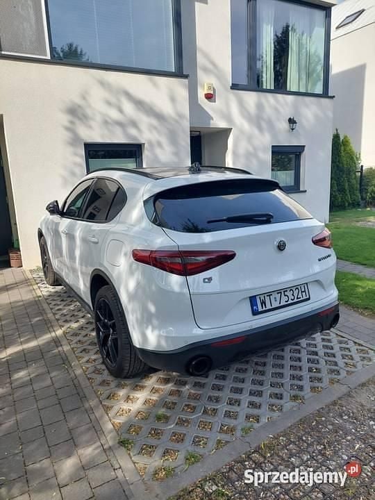 Używany Alfa Romeo Stelvio 280 KM (205 kW) 2019 Biały SUV