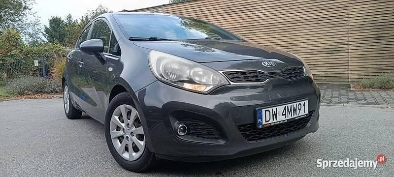 Używany 2012 Kia Rio | 9999 zł (Dobra cena) - Obraz 1/4