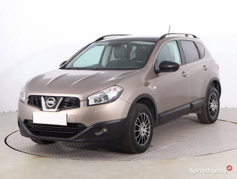 Używany Nissan Qashqai 130 KM (95 kW) 2013 Beżowy SUV