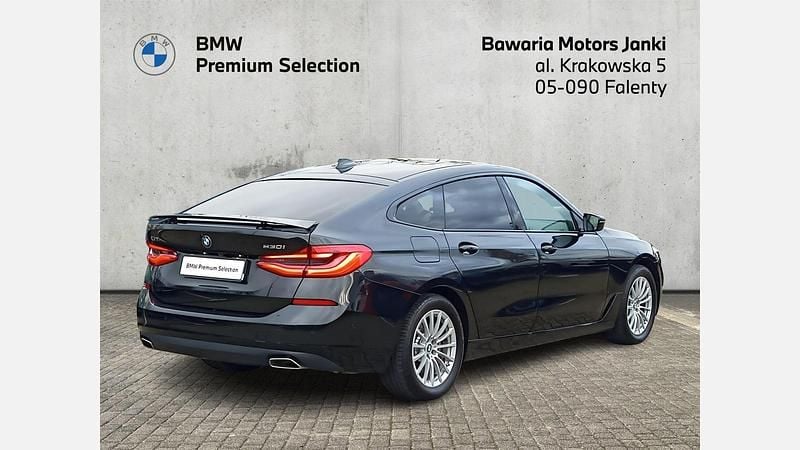 Czarny szafir metalizowany Używany 2022 BMW 630 Shadowline Coupe | 187 900 zł - Obraz 1/3