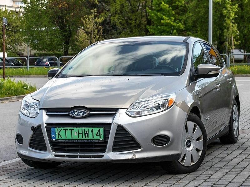 Srebrny Używany 2015 Ford Focus Electric Hatchback | 24 500 zł - Obraz 1/4